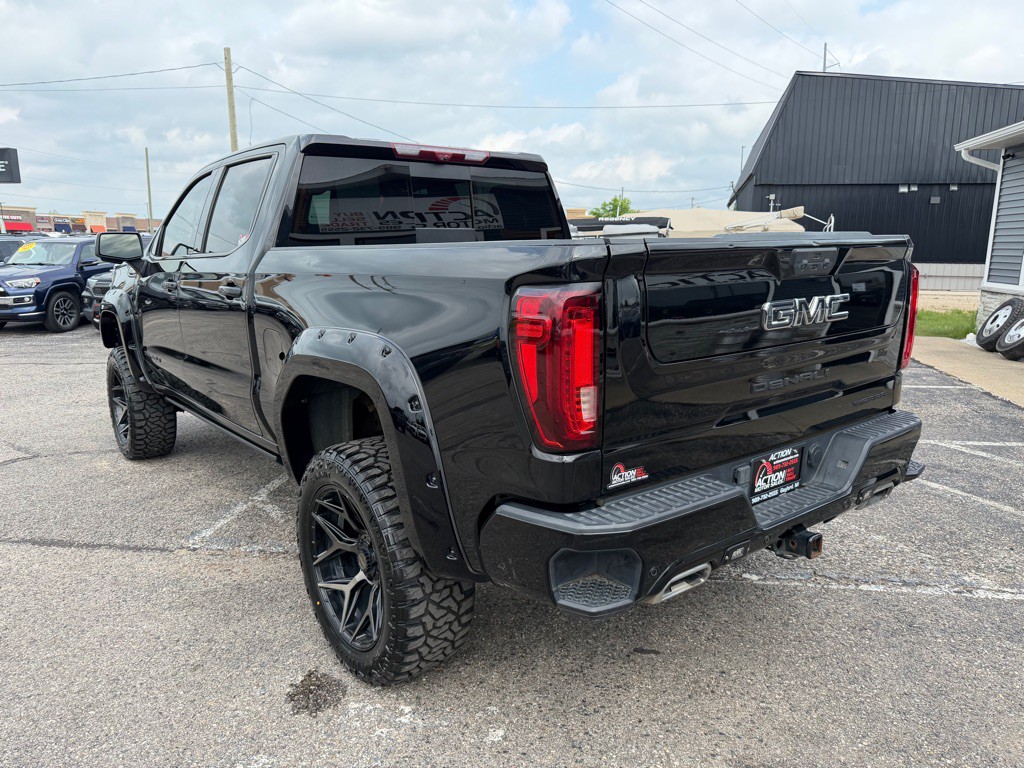 2024 GMC Sierra Image 3