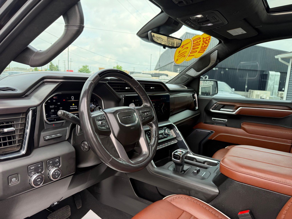 2024 GMC Sierra Image 18
