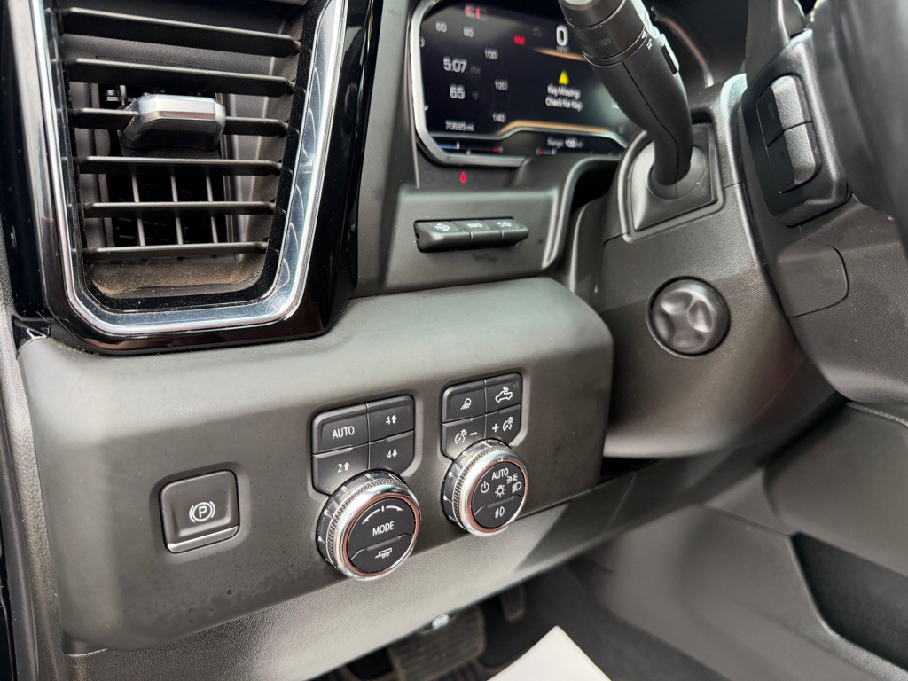 2024 GMC Sierra Image 19