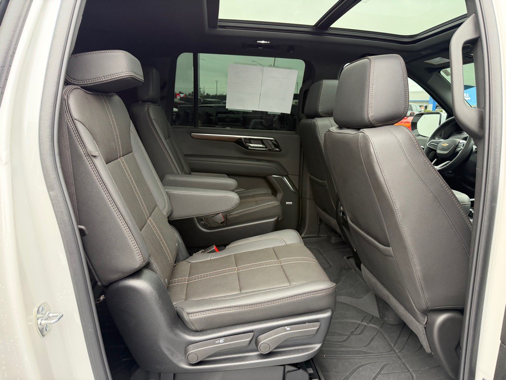 2025 Chevrolet Suburban Image 57