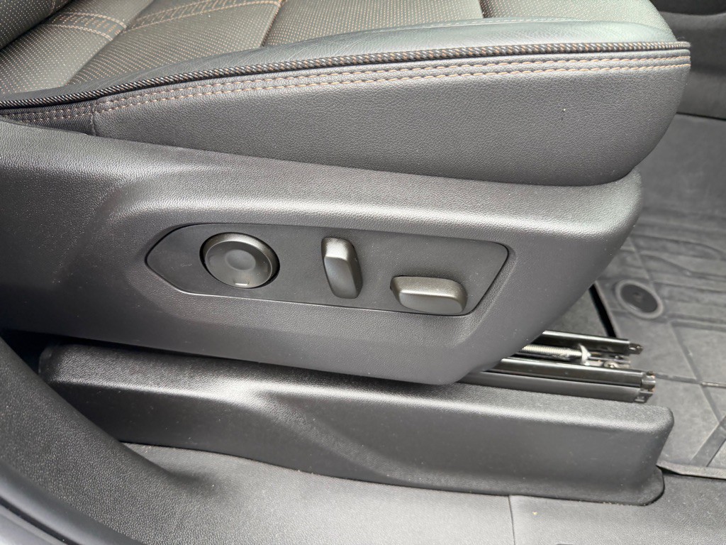 2025 Chevrolet Suburban Image 66
