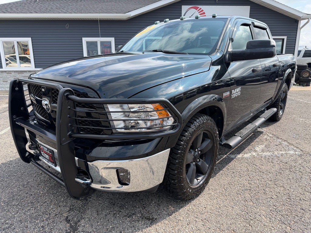 2016 RAM 1500 Image 1