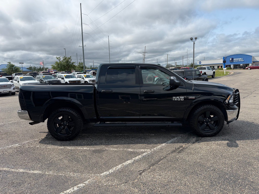 2016 RAM 1500 Image 6