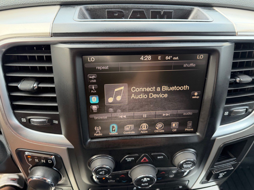 2016 RAM 1500 Image 24
