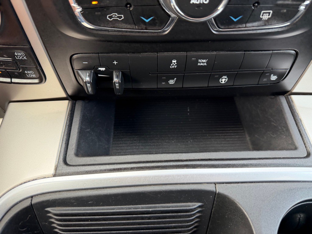 2016 RAM 1500 Image 28