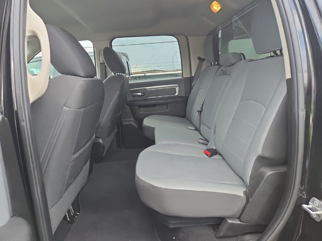 2022 RAM 1500 Image 6