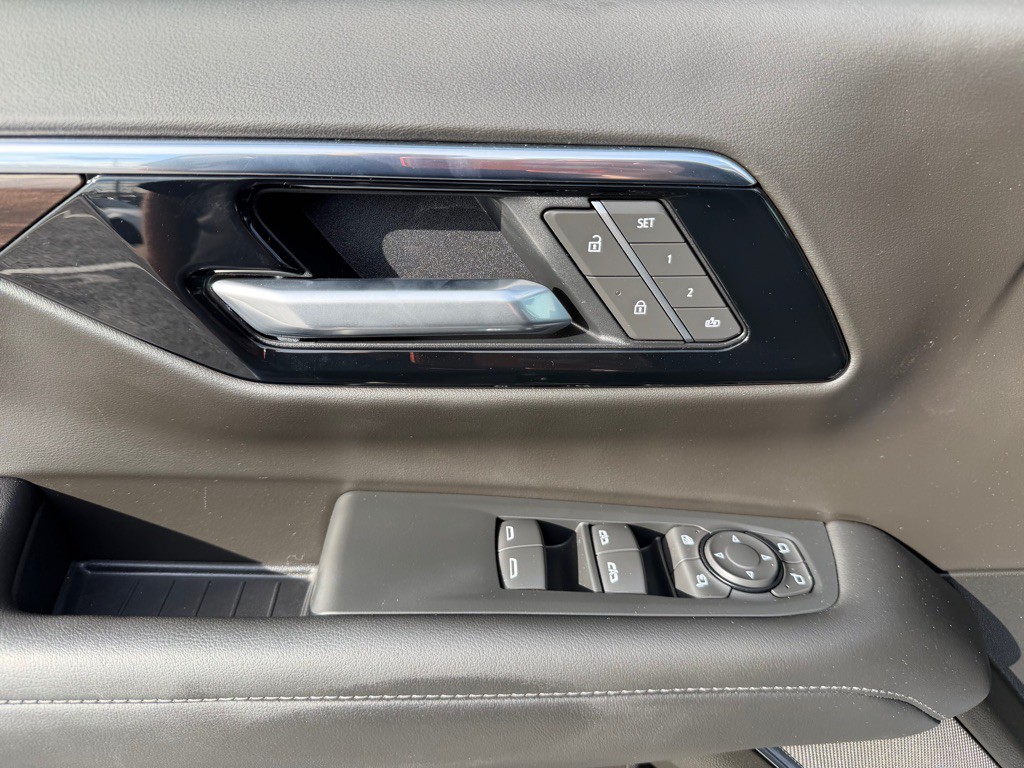 2026 Chevrolet Tahoe Image 12