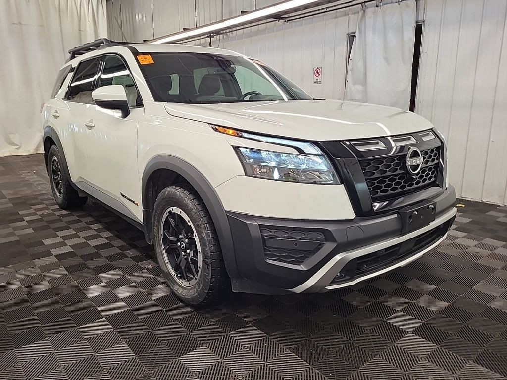 2024 Nissan Pathfinder Image 4