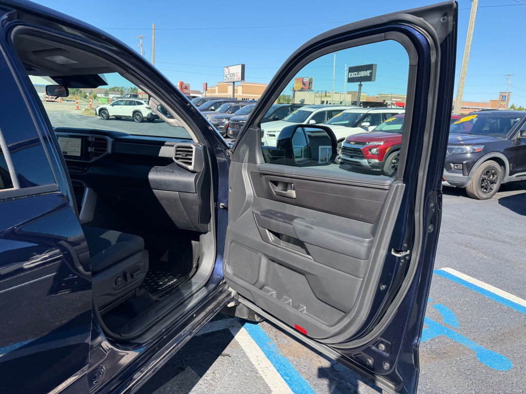 2024 Toyota Tundra Image 45