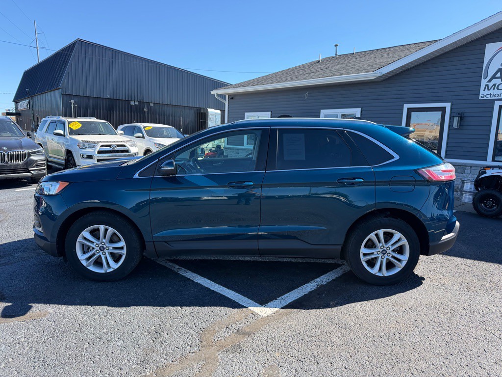 2020 Ford Edge Image 2