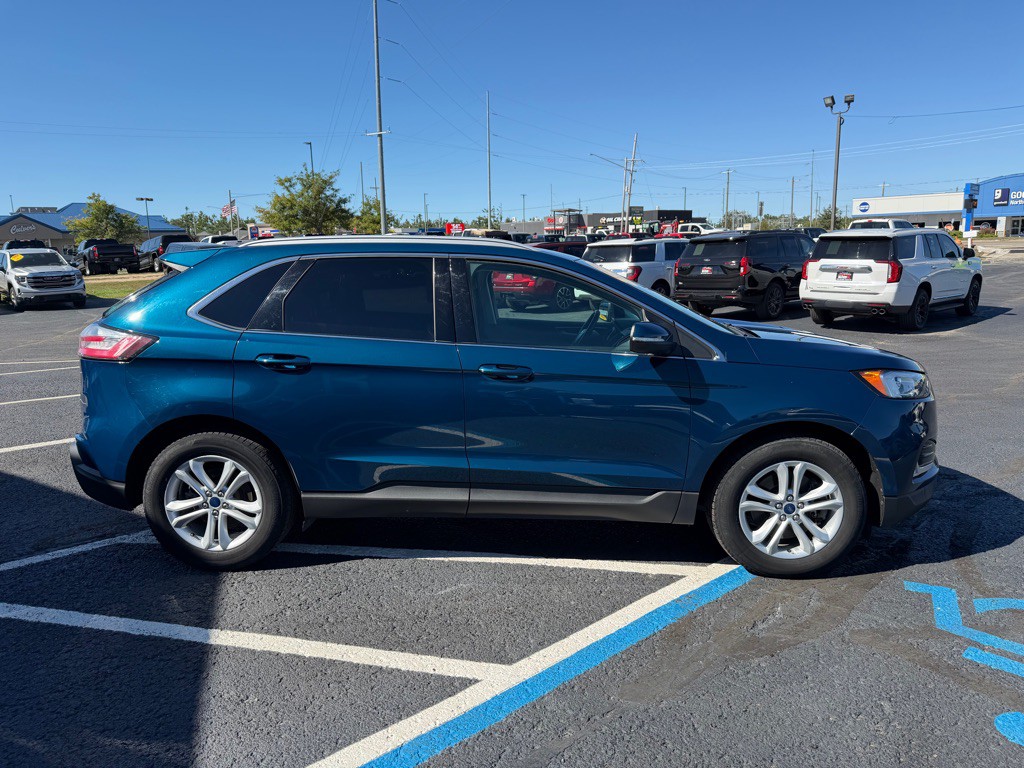 2020 Ford Edge Image 6