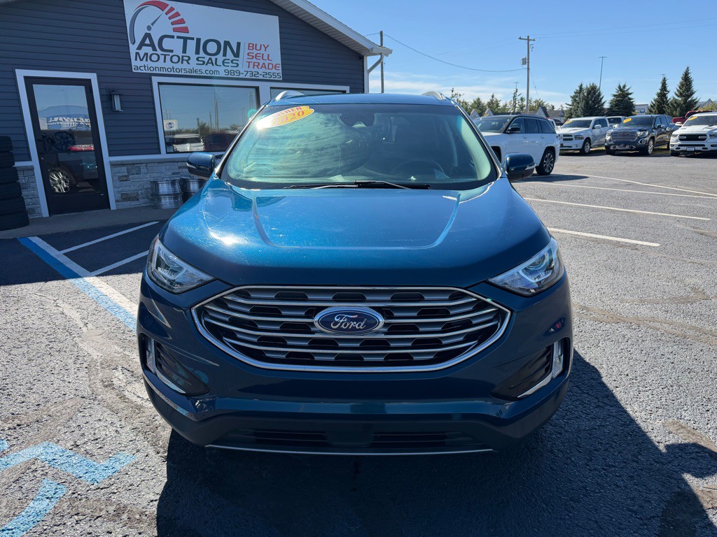 2020 Ford Edge Image 8