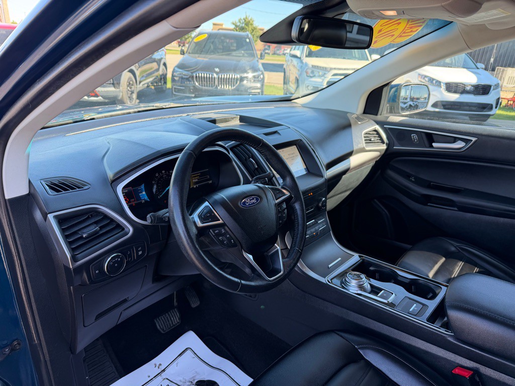 2020 Ford Edge Image 15