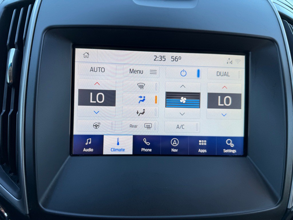 2020 Ford Edge Image 25
