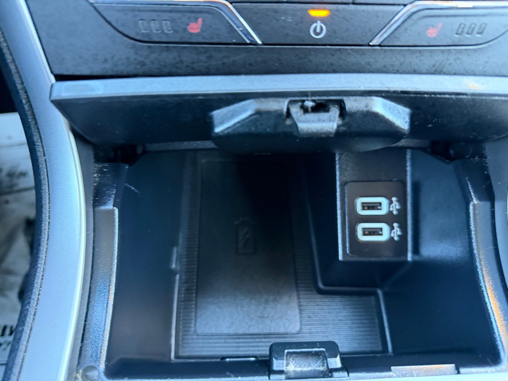 2020 Ford Edge Image 27