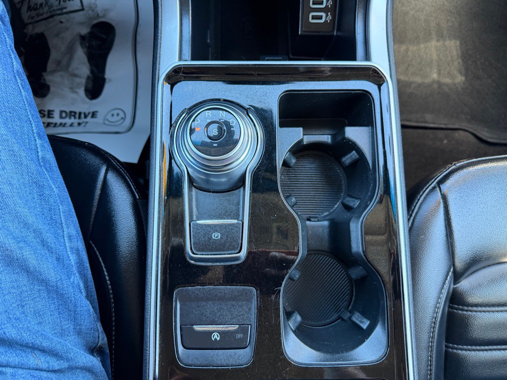 2020 Ford Edge Image 28