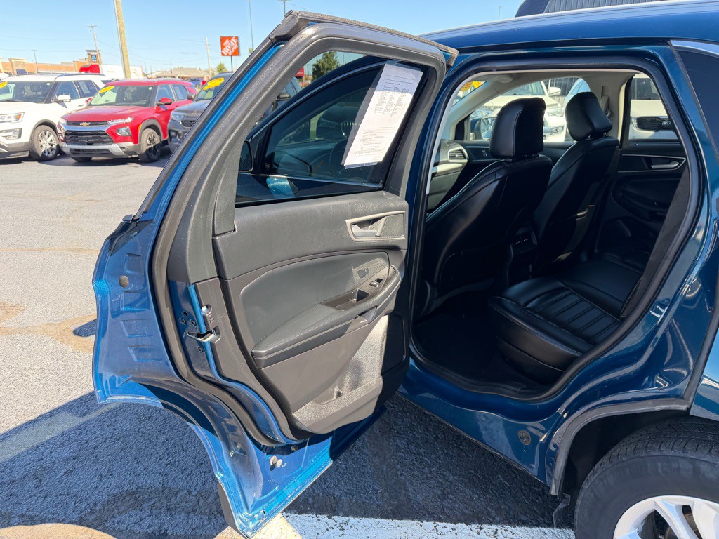 2020 Ford Edge Image 36