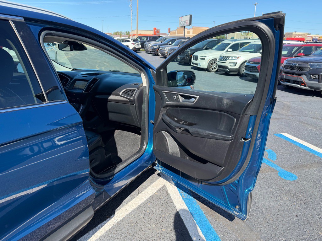 2020 Ford Edge Image 51