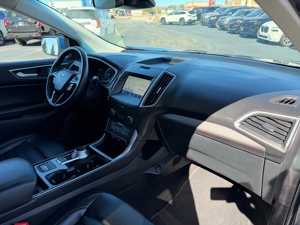 2020 Ford Edge Image 56