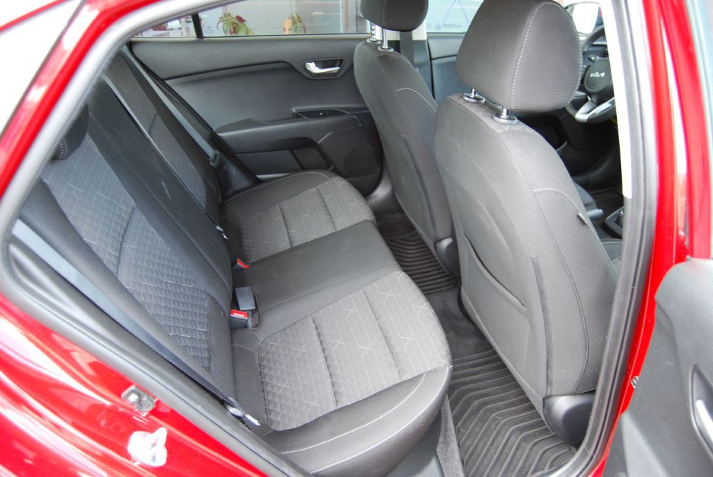 2023 Kia Rio Image 4