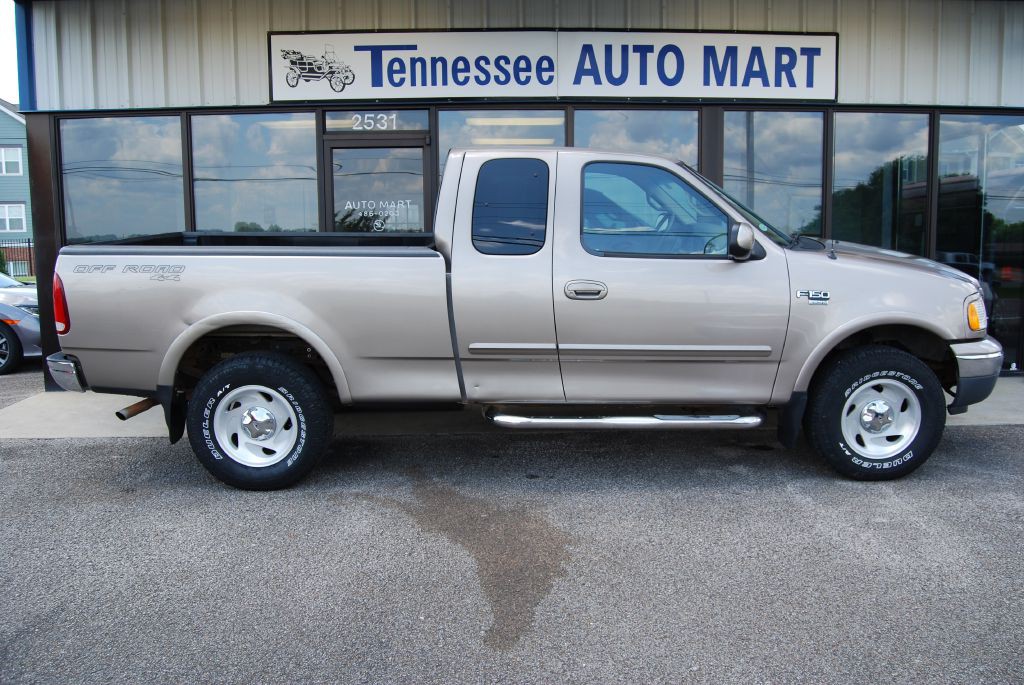 2001 Ford F-150 Image 1