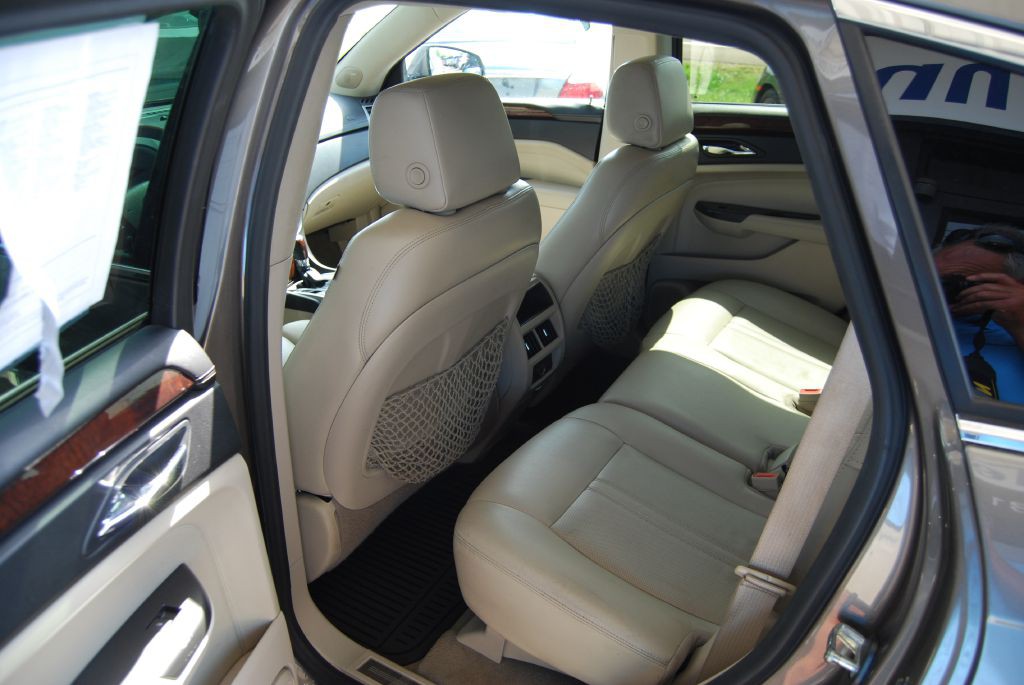 2012 Cadillac SRX Image 6