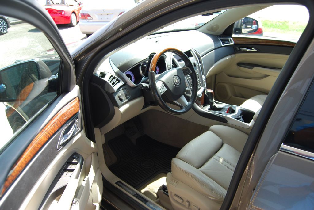 2012 Cadillac SRX Image 7