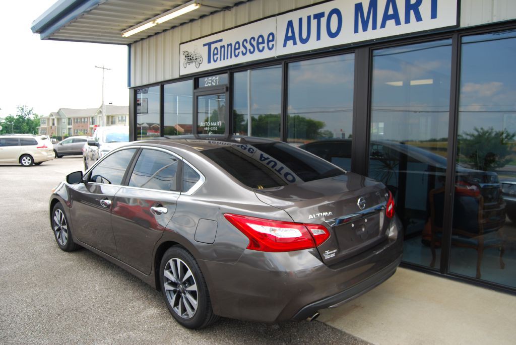 2016 Nissan Altima Image 11