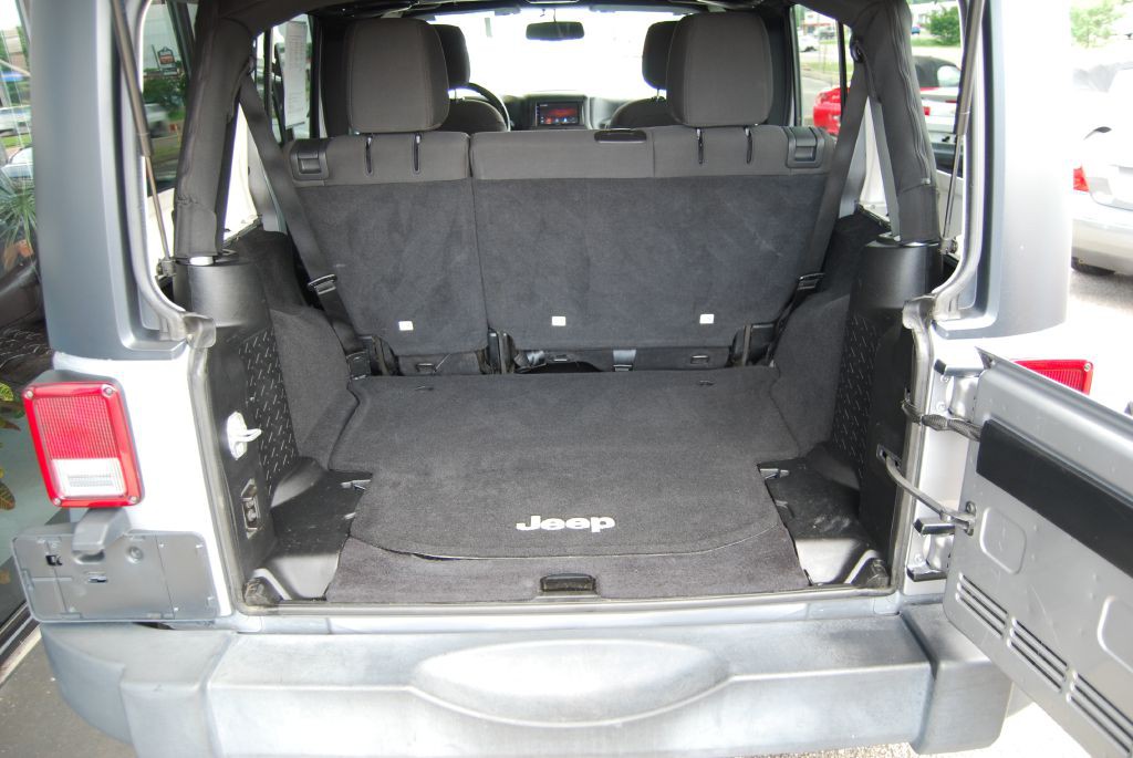 2014 Jeep Wrangler Unlimited Image 5