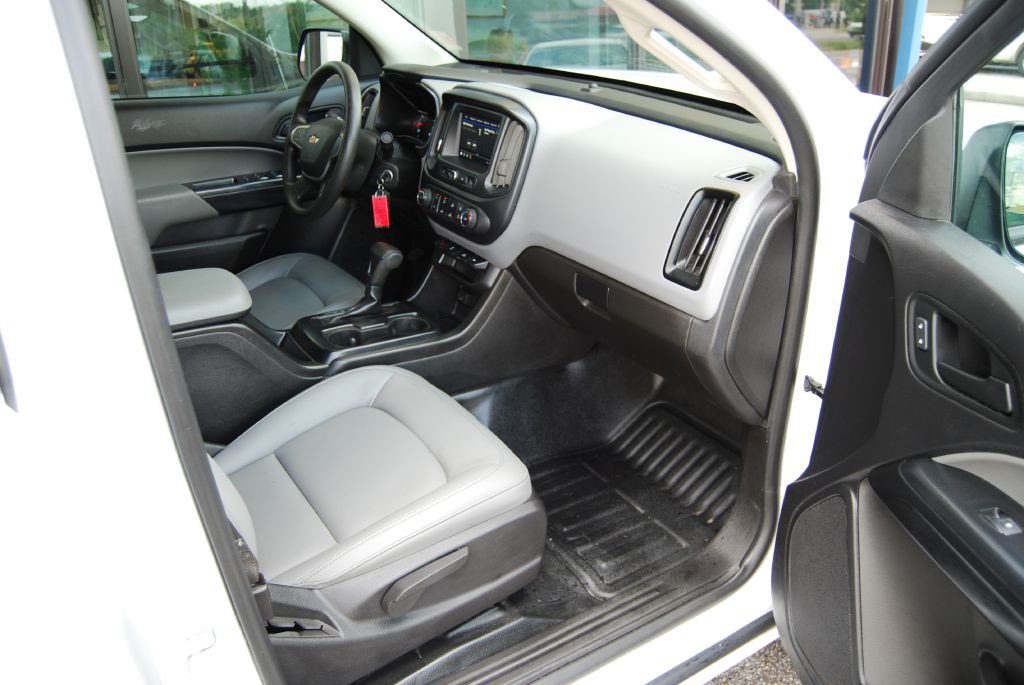 2021 Chevrolet Colorado Image 3