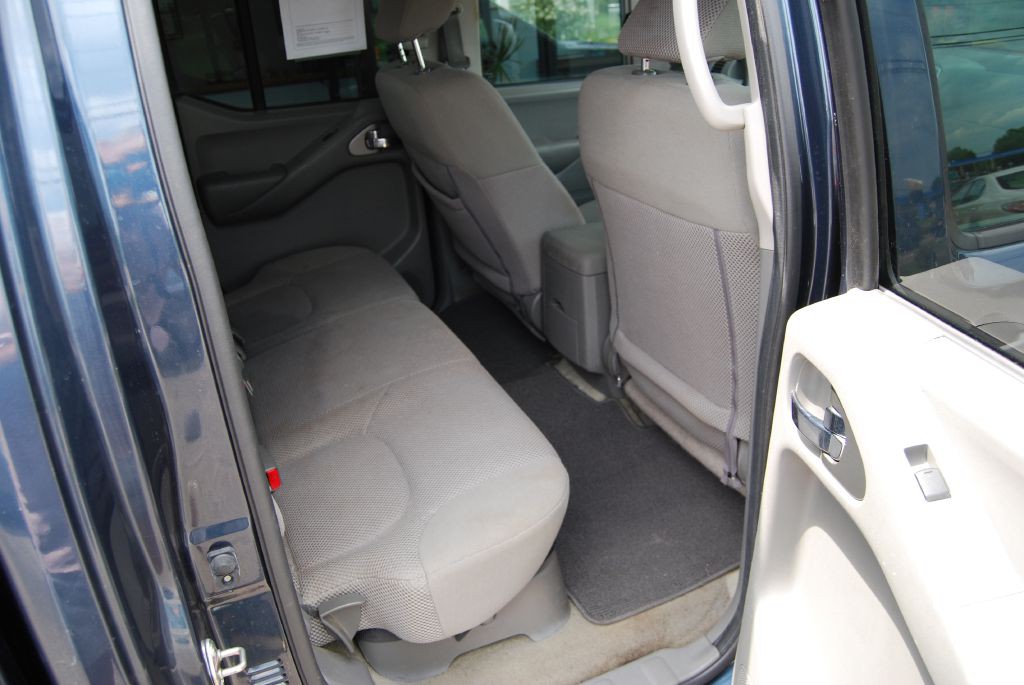 2017 Nissan Frontier Image 4