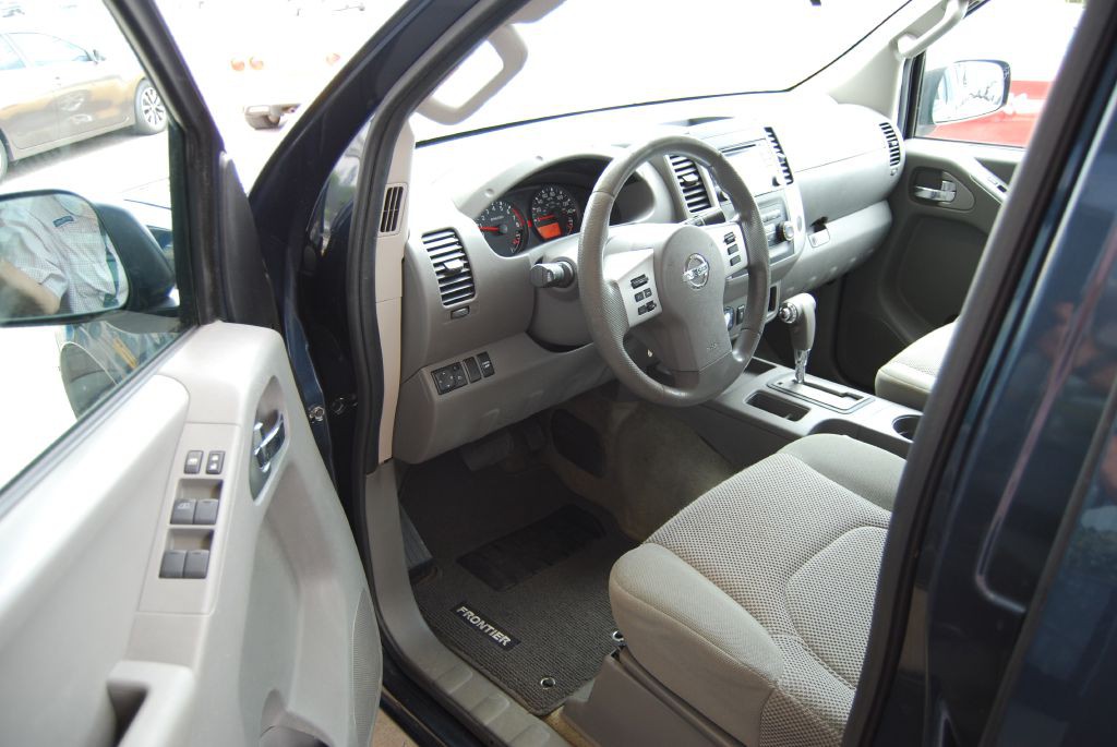 2017 Nissan Frontier Image 7