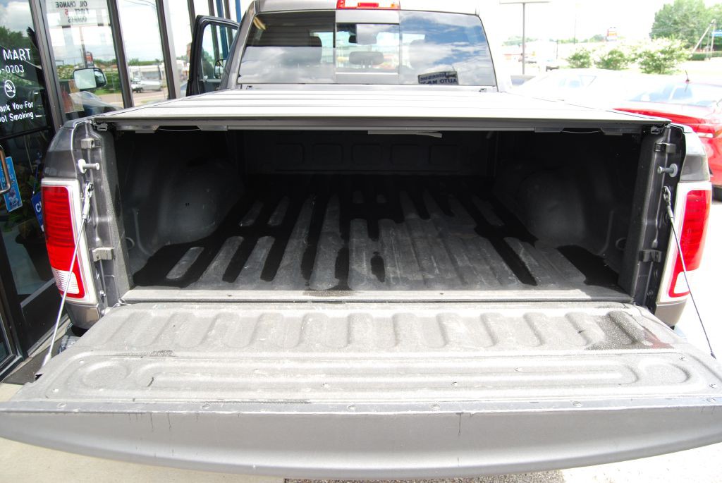 2017 RAM 1500 Image 5