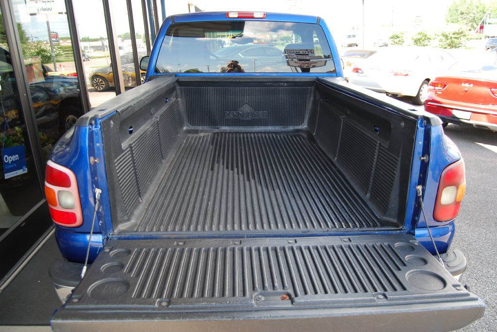 2003 Chevrolet Silverado 1500 Image 4