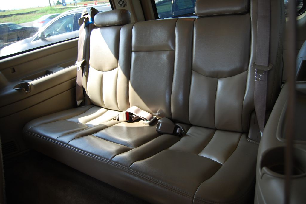 2004 GMC Yukon Image 7