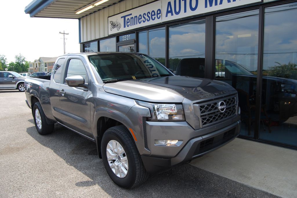 2022 Nissan Frontier Image 2