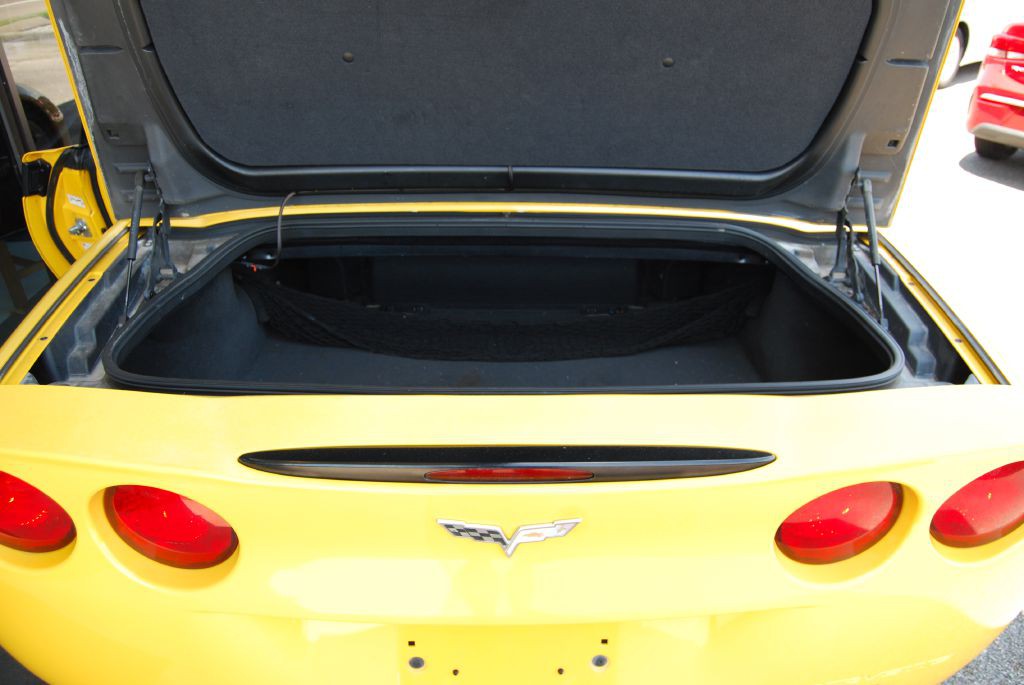2005 Chevrolet Corvette Image 4
