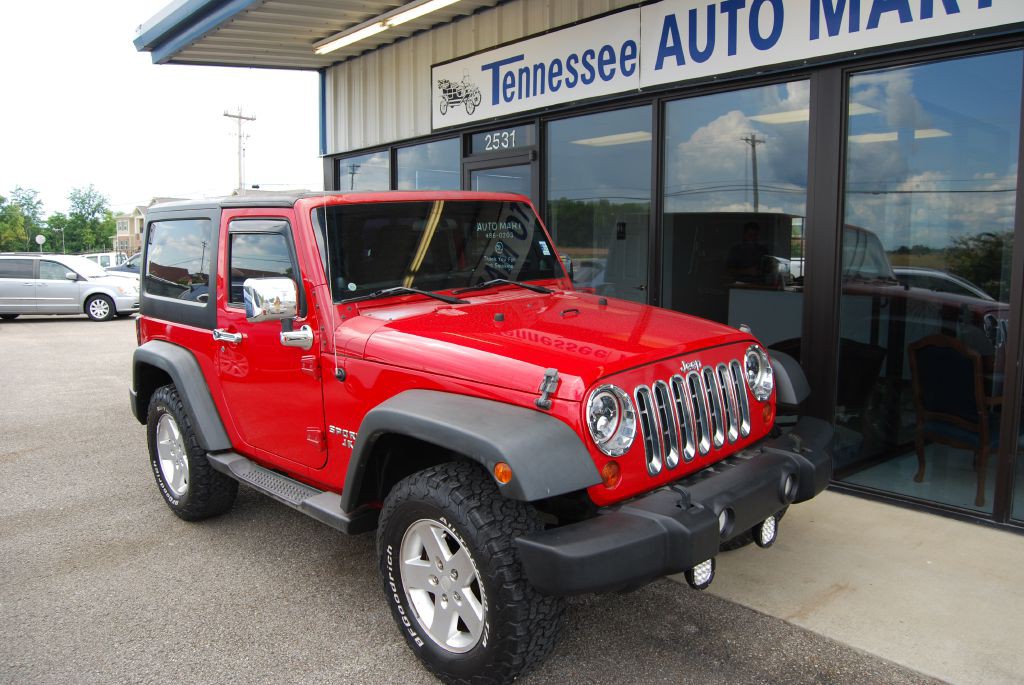 2011 Jeep Wrangler Image 2