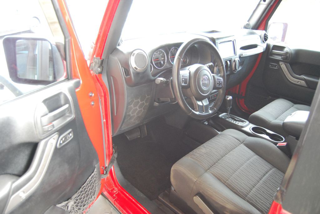 2011 Jeep Wrangler Image 7