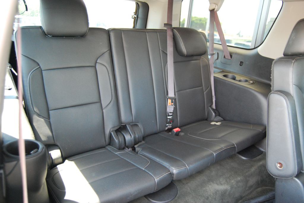 2015 Chevrolet Suburban Image 5
