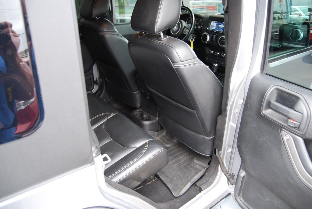 2013 Jeep Wrangler Unlimited Image 4