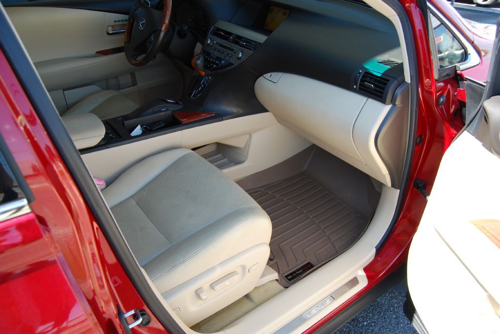 2010 Lexus RX Image 3