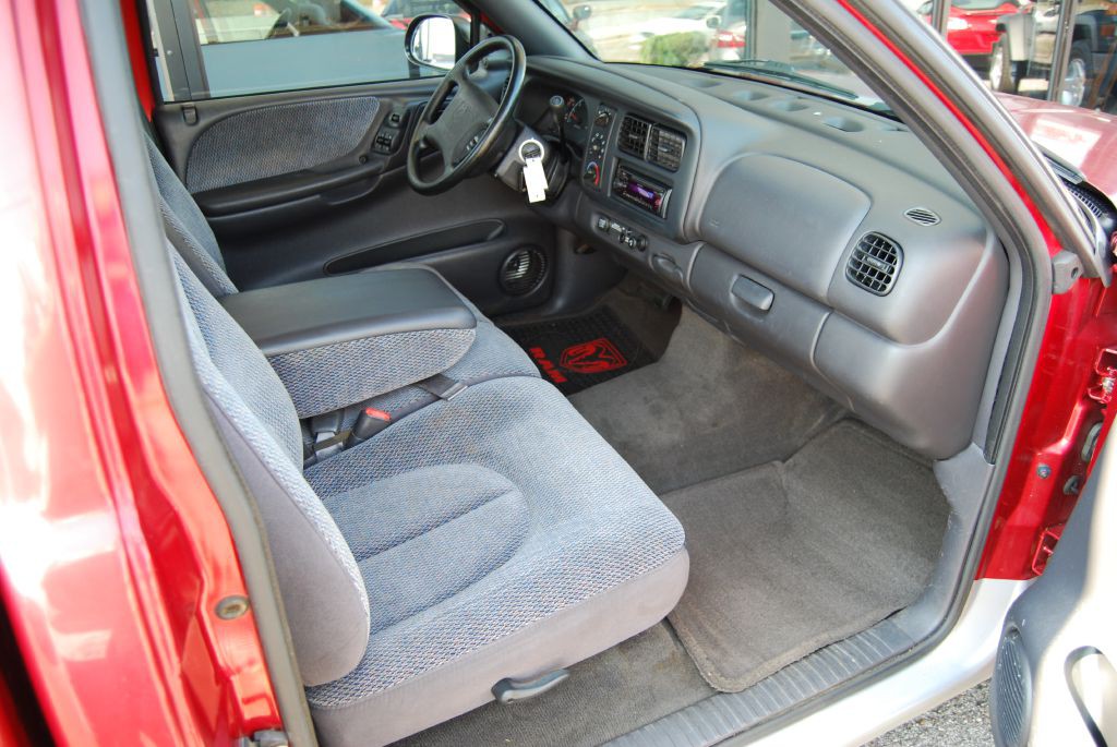 1998 Dodge Dakota Image 3