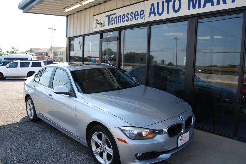2015 BMW 3 Series Image 2