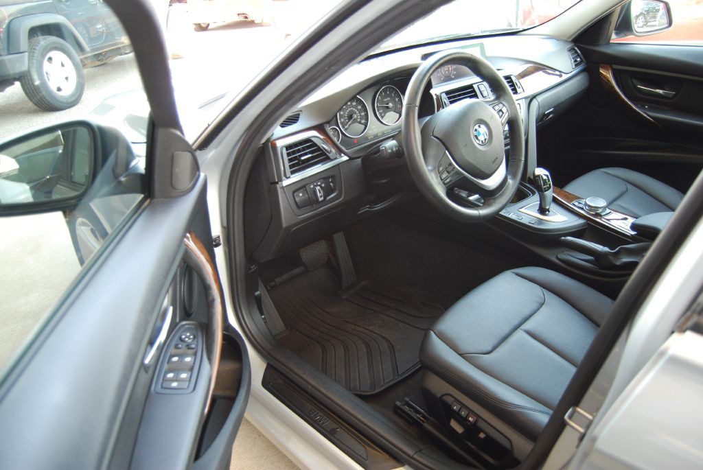 2015 BMW 3 Series Image 7