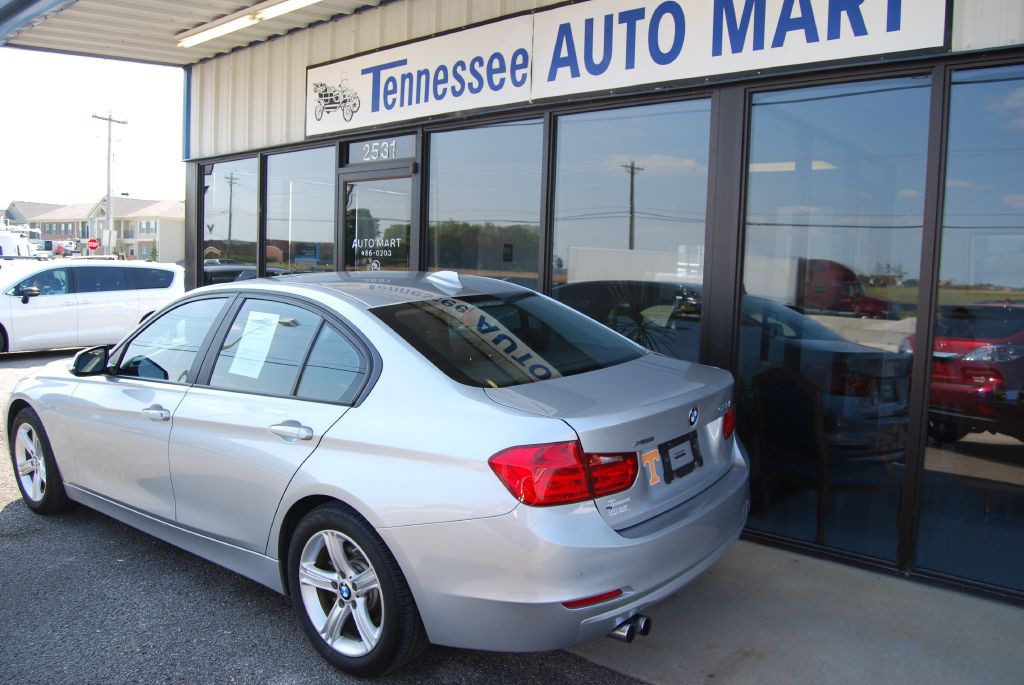 2015 BMW 3 Series Image 12
