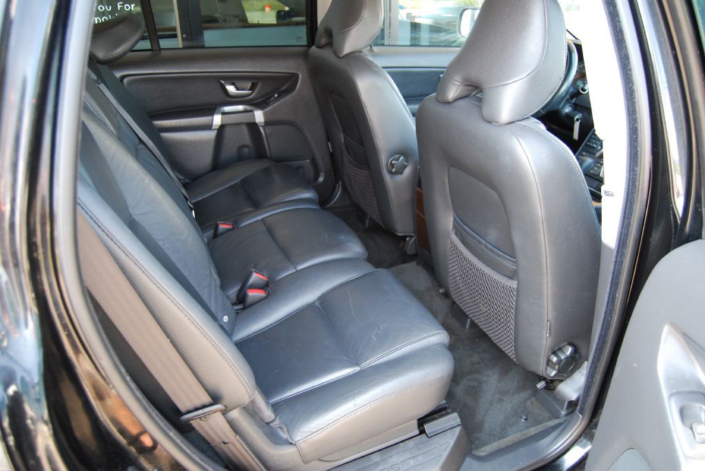2007 Volvo XC90 Image 4