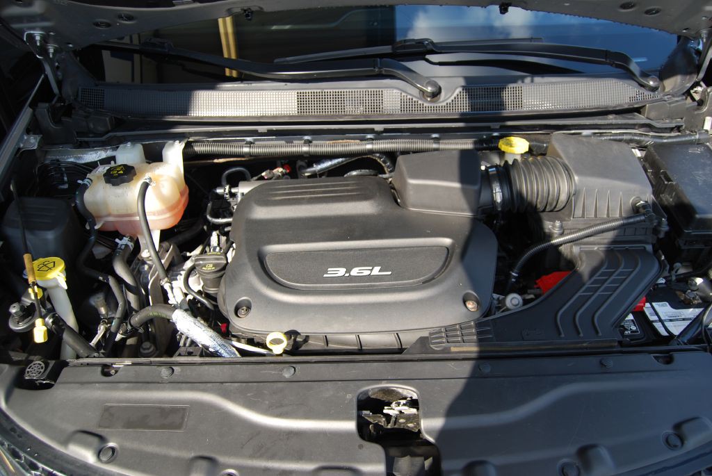 2018 Chrysler Pacifica Image 5