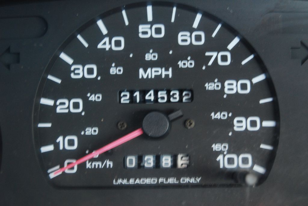 1997 Nissan Truck Image 6