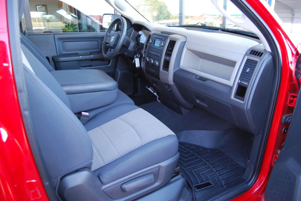 2012 Dodge Ram 1500 Image 3